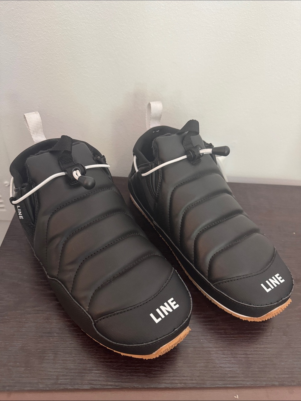 LINE Skis Black Puffer Bootie 1.0 2026